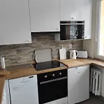 Oskar Apartmán *
